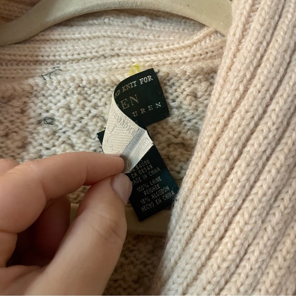 Lauren Ralph Lauren 100% Wool Chunky Knit Sweater Petite - Picture 5 of 7